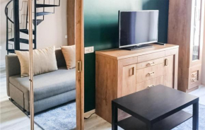 Stunning Apartment In Lodz With Wifi